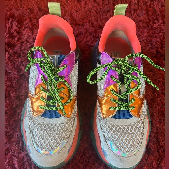 Steve Madden colorblock and rhinestone sneakers size 8 - Picture 3 of 8